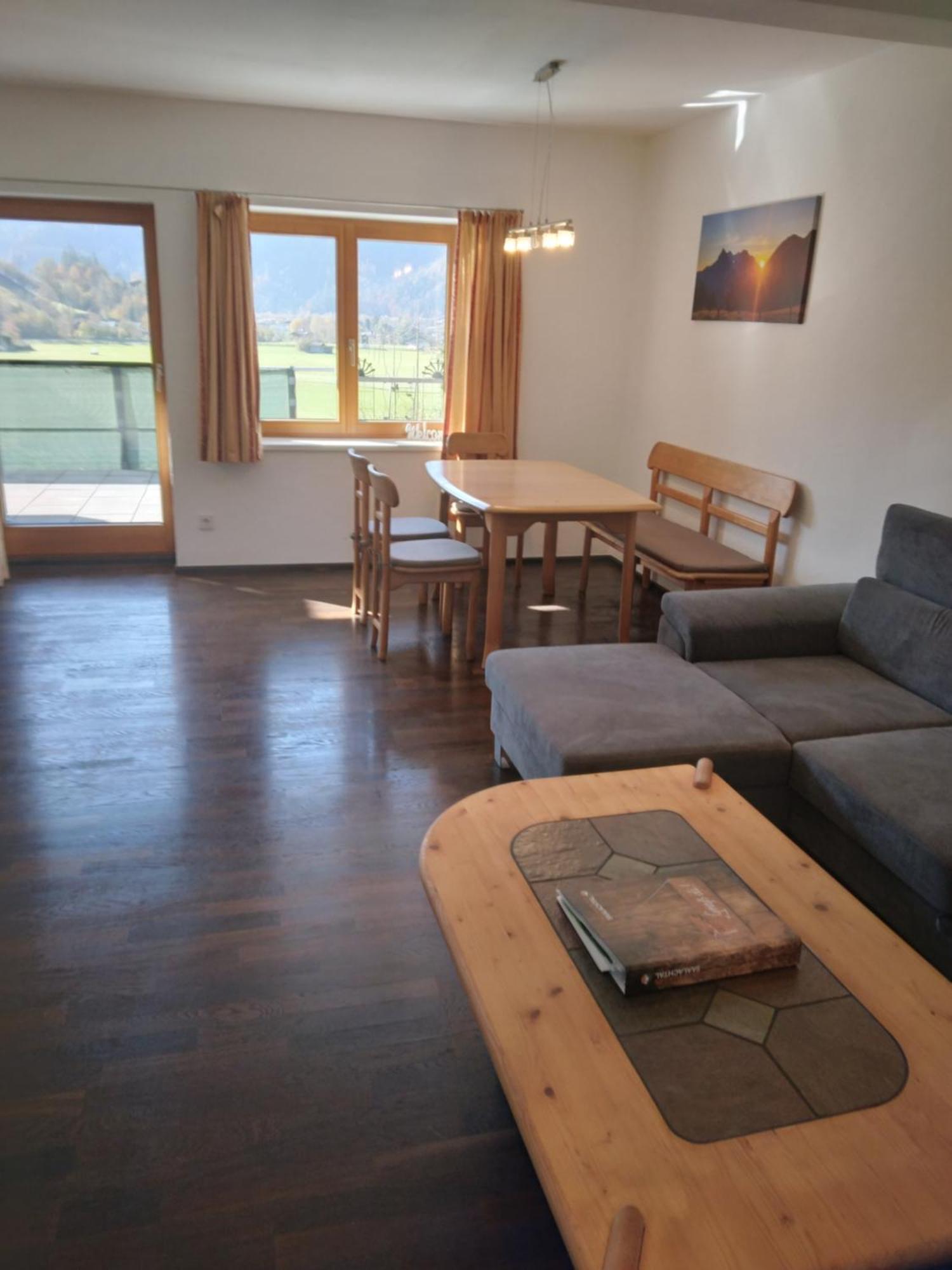 Anton Apartment